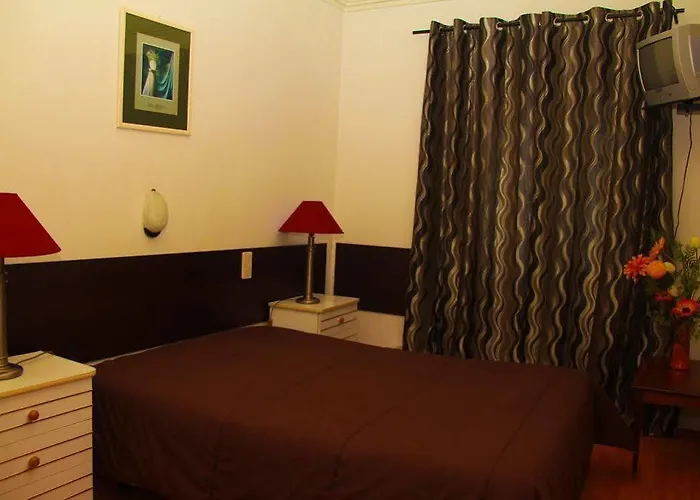 Maison d'hôtes A Ponte - Saldanha 3*