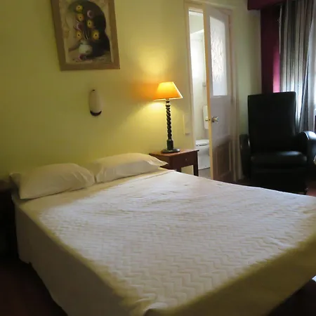 A Ponte - Saldanha Pensjonat 2*