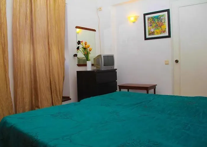 A Ponte - Saldanha 3* ליסבון