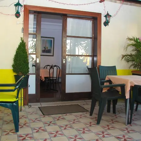 Guest house A Ponte - Saldanha 3*